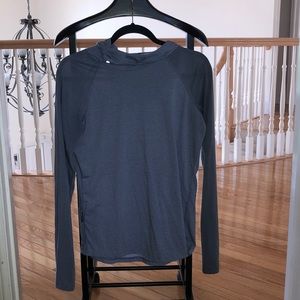 Under Armour Long Sleeve Athletic Top